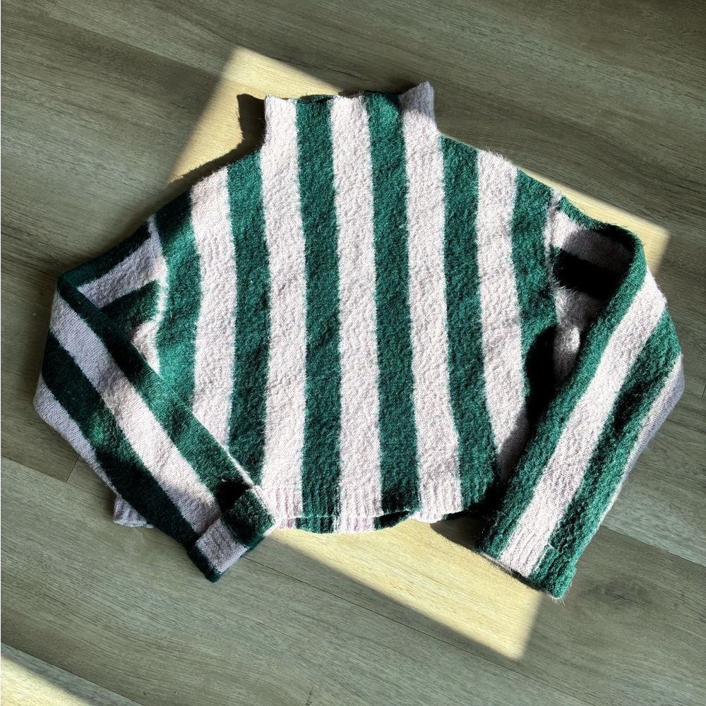 Veritical striped Green and lavender Women's Sweater